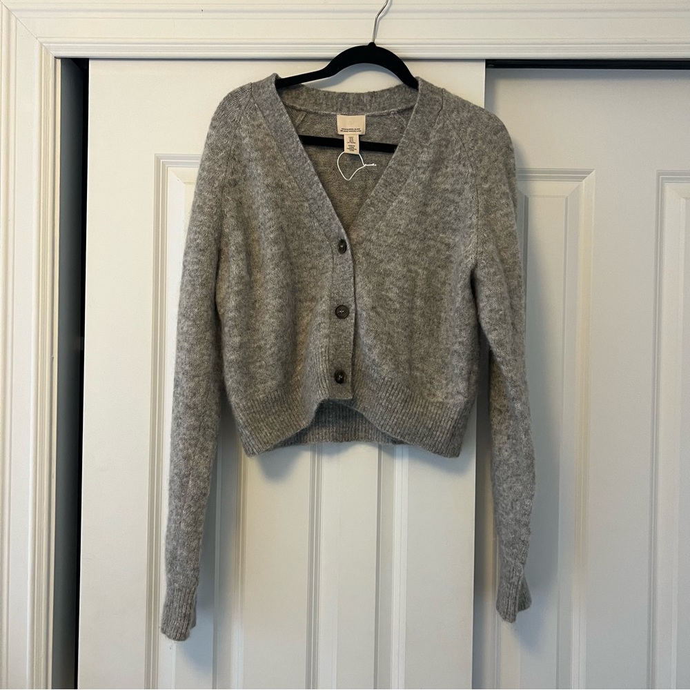 H&M WOOL blend button up cropped sweater